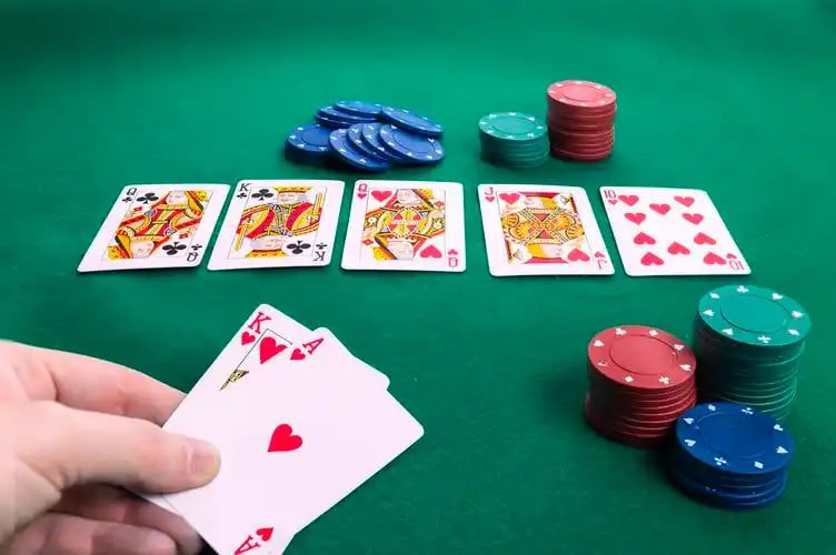 marlin128 Dealer table rooms
